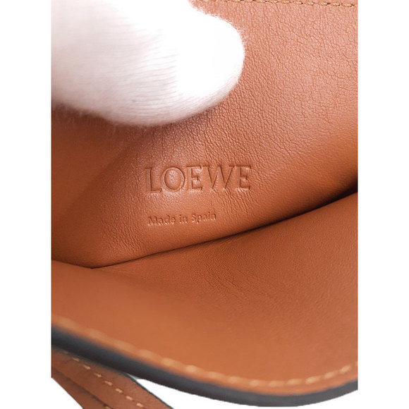 Loewe Dice Pocket Shoulder Bag Tan Brown - Picture 8 of 9